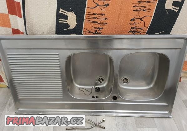 gastro-silny-dvojity-kuchynsky-drez-120x60-celoplosny