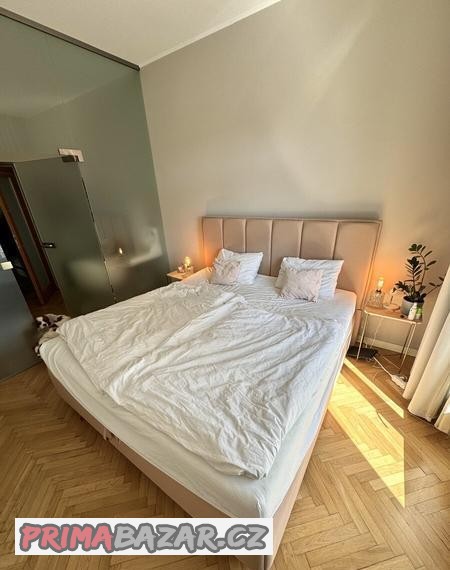 bonami-manzelska-postel