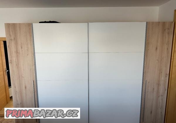 skrin-s-posuvnymi-dvermi-match-sirka-315cm