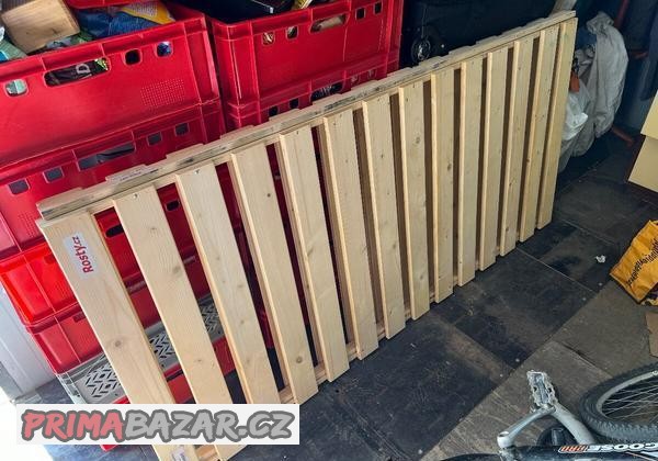 pevny-latovy-rost-masivni-dreveny-90x200-2ks