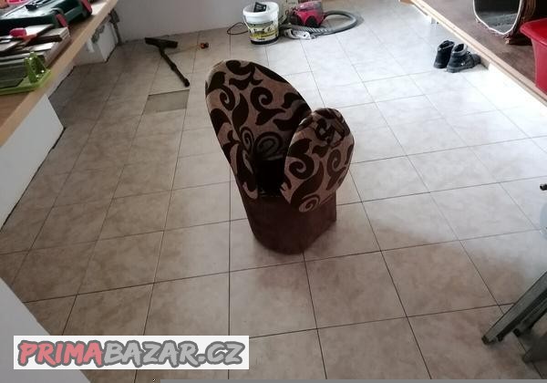 kreslo-s-uloznym-prostorem-nove