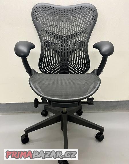 kancelarska-zidle-herman-miller-mirra-2