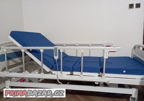 zdravotni-postel-elektricka