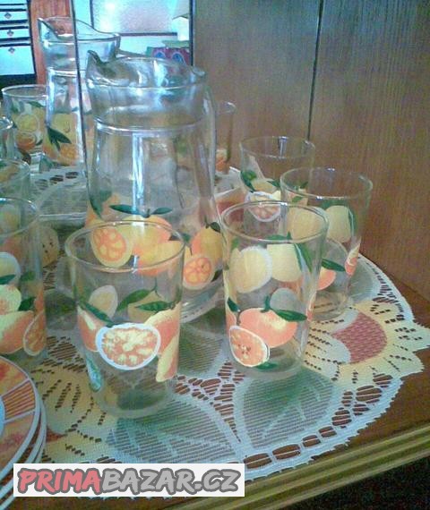 novy-skleneny-dzban-a-6-sklenic