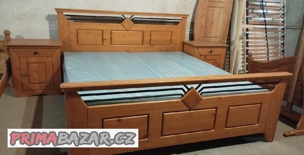 moderni-designova-postel-180cm-z-masivu-s-nocnimi-stolky