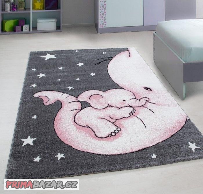 detsky-koberec-kids-560-pink-se-slunetem