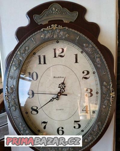 Nástěnné hodiny Woodstone - prodám.