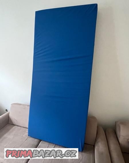 zdravotni-nepromokava-matrace