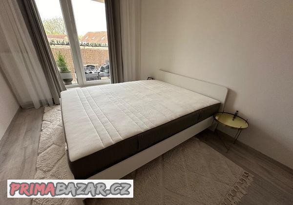 prodam-postel-ram-matrace