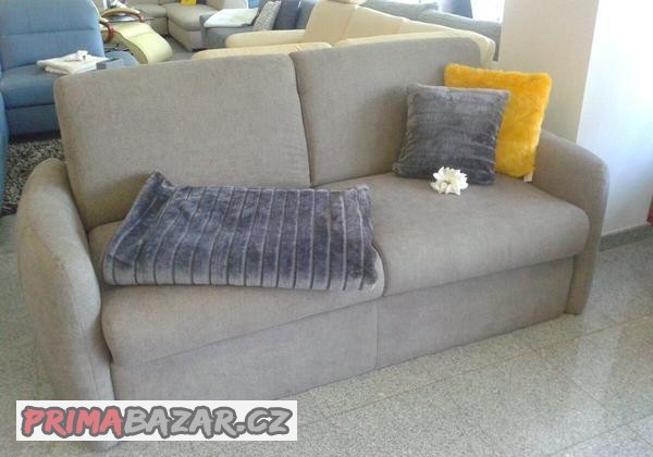 Rozkladací 3-sed na každodenné spanie