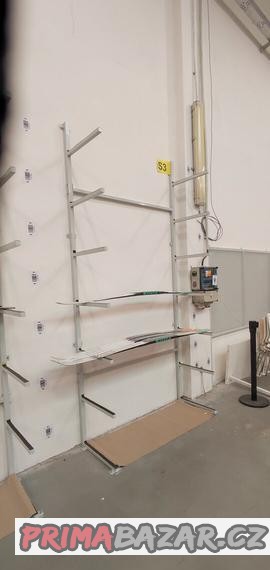 Držák na lyže/snowboard vodorovný 7místný (41)