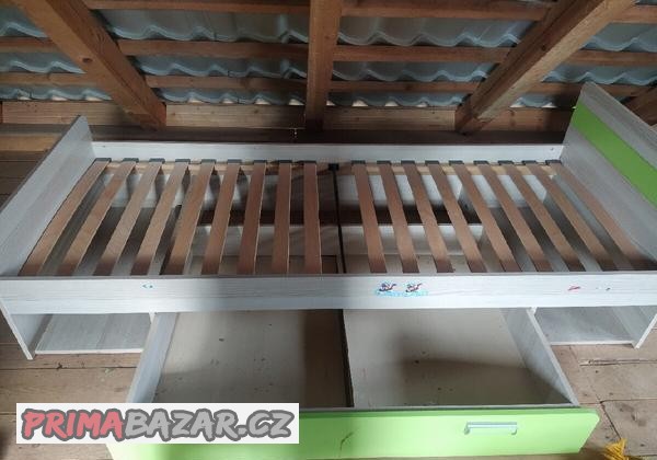 prodam-detskou-postel