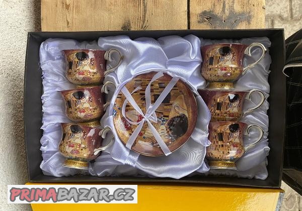 sada-hrnku-s-podsalky-gustav-klimt