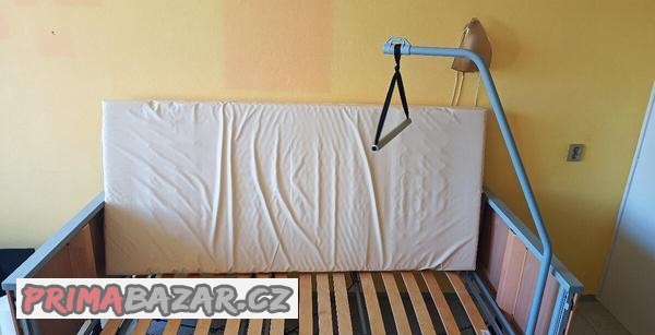 elektricka-polohovaci-postel-hermann-bock