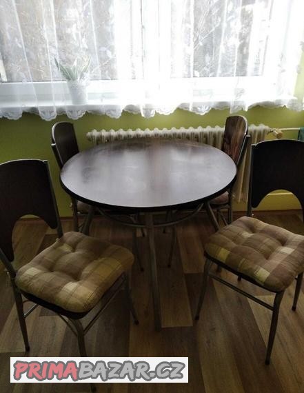 prodam-jidelni-stul-a-zidle-4ks