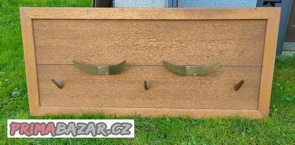 nastenny-vesak-4x-nove-100x45-cm