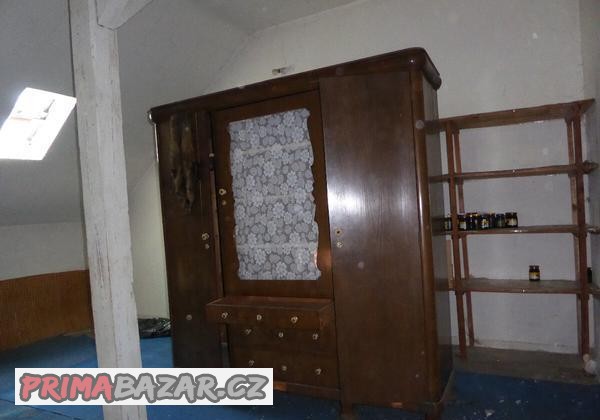 stary-nabytek-na-chalupu