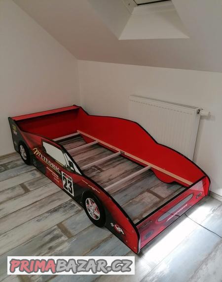 detska-postel-auto
