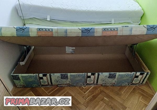 prodam-valendy-s-uloznym-prostorem