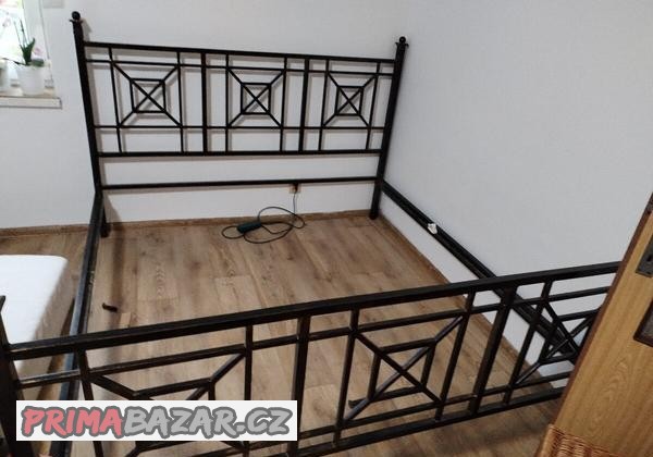 kovova-postel-180x200
