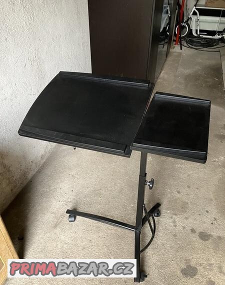 notebook-stolek