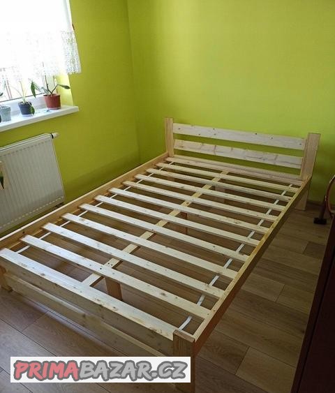 drevena-postel-140x200-borovice-ze-dreva-s-rostem