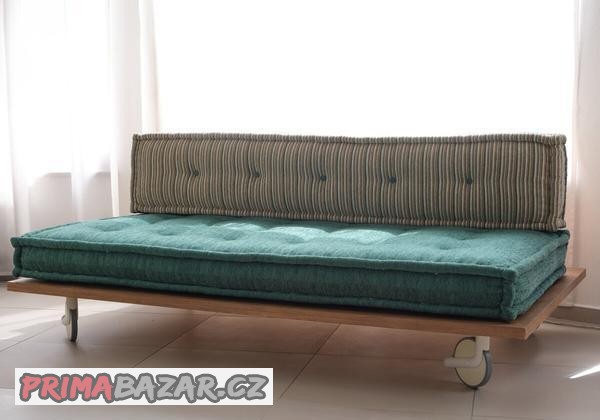 sofa-sedacka