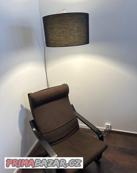 Hnědé houpací křeslo