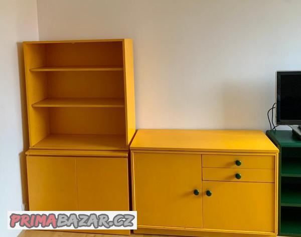 zrenovovany-nabytek-3-skrine-2-knihovny-komoda-kreslo