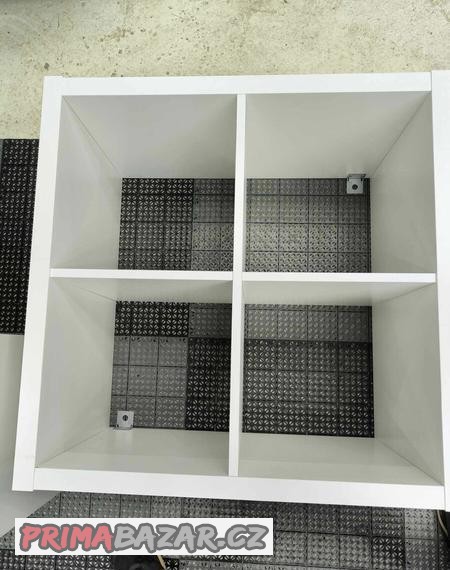 kalax-2x2-bily
