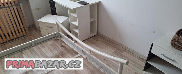 stůl k PC se šuplíky