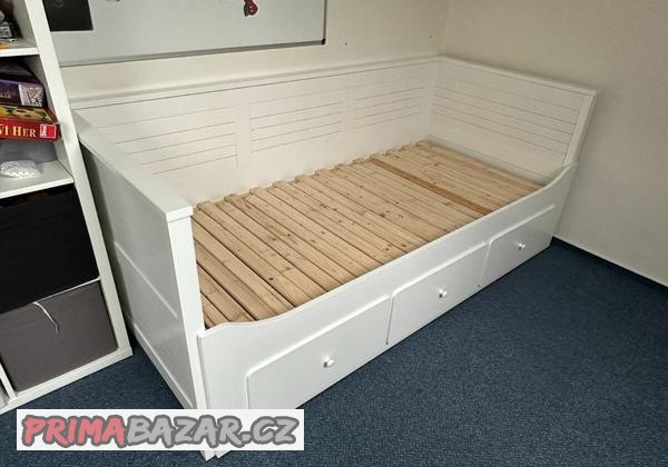 prodam-rozkladaci-postel-s-uloznym-prostorem