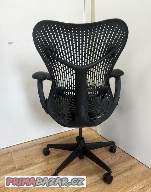 kancelarska-zidle-herman-miller-mirra-full-option