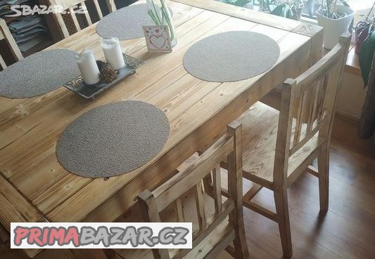 novy-mohutny-jidelni-stul-masiv