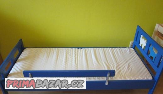 detska-drevena-postel-ikea