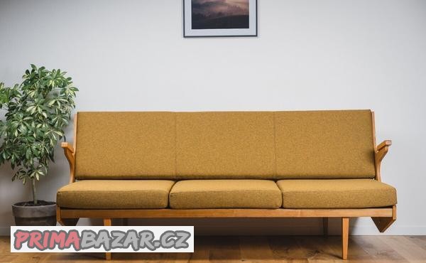 zrenovovana-pohovka-gauc-opp-drevovyroba