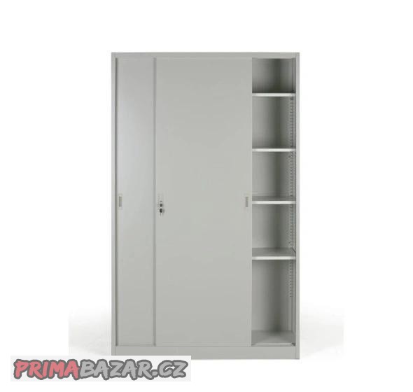 skrin-s-posuvnymi-dvermi-4-police-seda