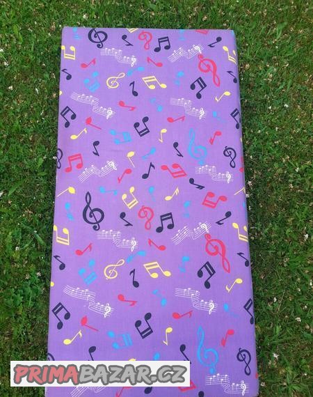 detska-matrace-a-postylka