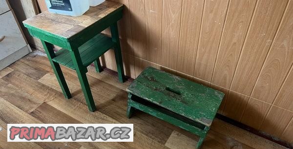 retro-komplet-skrin-postel-komody-atd-viz-foto