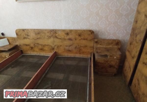 prodam-starozitnou-loznici