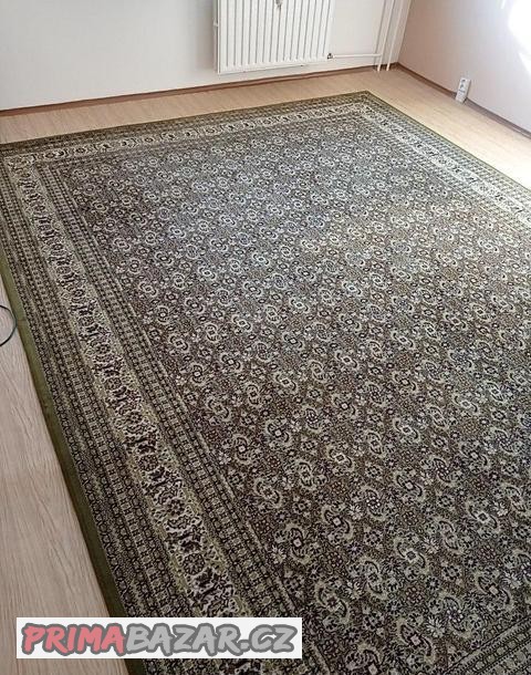 Prodám koberec 300x395cm