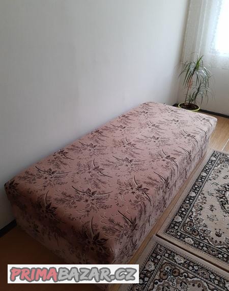 celocalounena-valenda-s-uloznym-prostorem-prodej