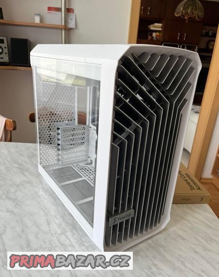 pc-case-fractal-design-torent-comapct