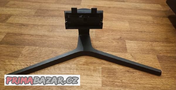 stojan-na-monitor-samsung-odyssey-c27rg50