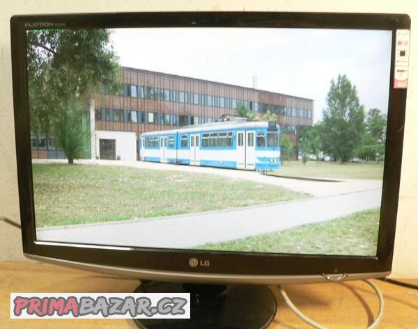 lcd-monitor-lg-flatron-22-palcu-1680x1050-zaruka