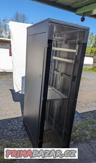 rack-rozvadec-42u-hloubka-74cm