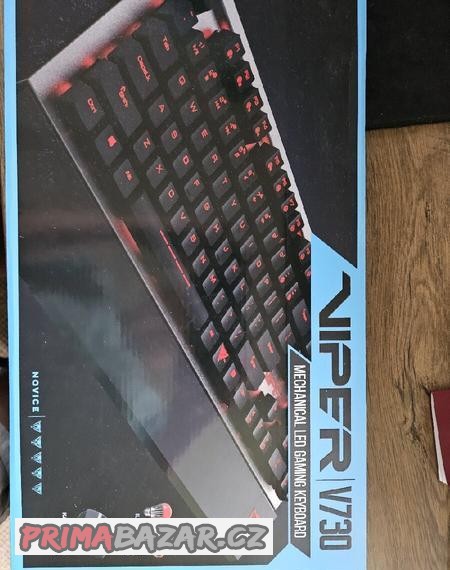 herni-klavesnice-v730