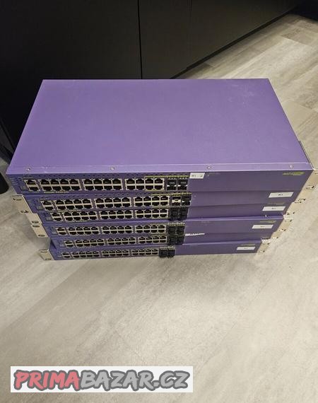 24-portovy-switch-extreme-networks-summit-x440-24t