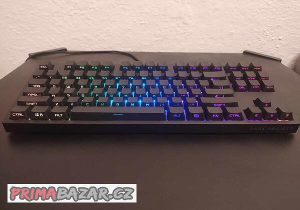 hotswap-klavesnice-dark-project