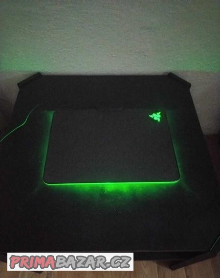 podlozka-pod-mys-razer-firefly-hard-edition